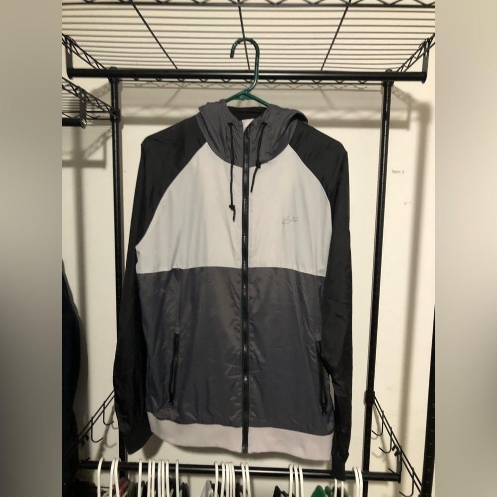 Everforward Windbreaker Black-Grey Size Medium